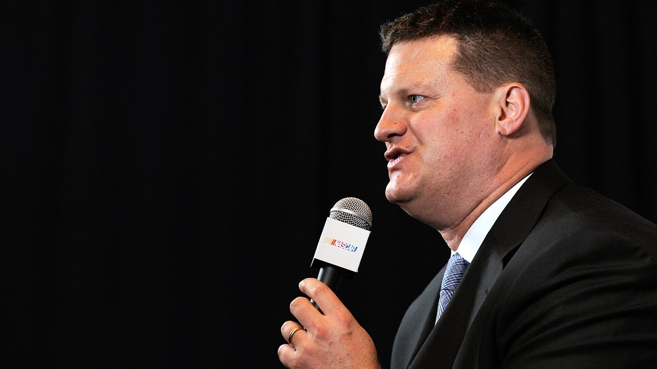 NASCAR sticking with original 2015 rules for Chase races